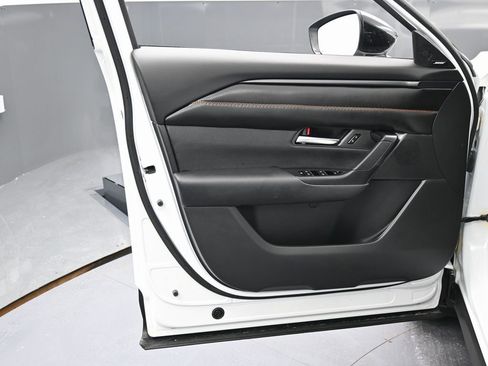 Used 2025 MAZDA CX-50 2.5 Turbo w/ Weather Package image 40