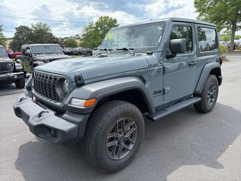 Used 2024 Jeep Wrangler Sport S image 3