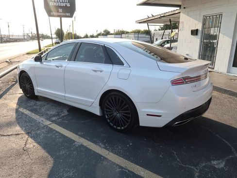 Used 2017 Lincoln MKZ Reserve image 5