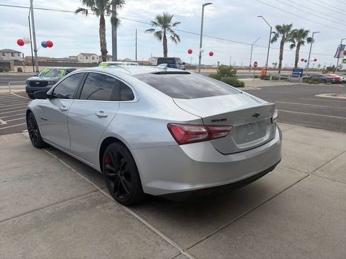 Used 2020 Chevrolet Malibu LT w/ Redline Edition FWD image 4