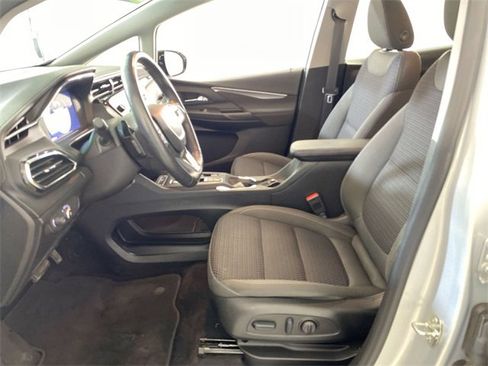 Used 2023 Chevrolet Bolt LT image 24