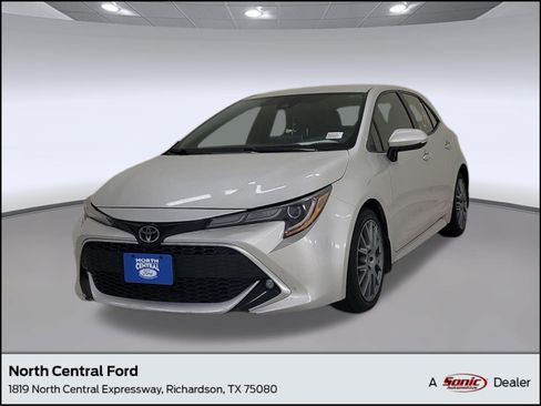 Used 2019 Toyota Corolla XSE FWD image 1