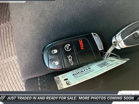 Used 2022 Dodge Charger Scat Pack RWD image 9