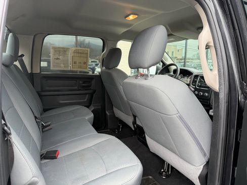 Used 2018 RAM 1500 Express image 15