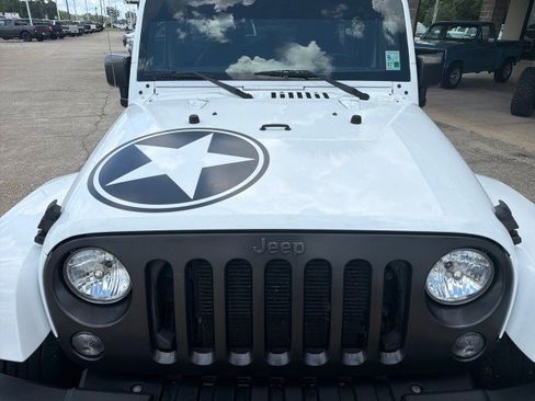 Used 2017 Jeep Wrangler Unlimited Sport AWD/4WD image 11