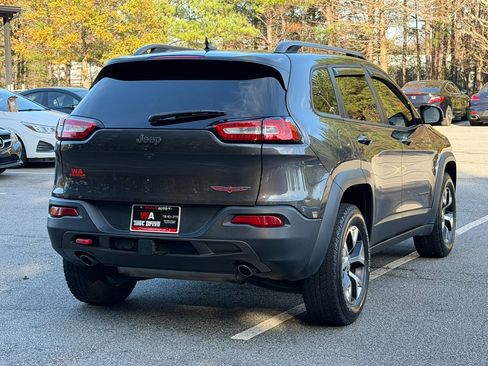 Used 2015 Jeep Cherokee Trailhawk w/ Trailer Tow Group image 4