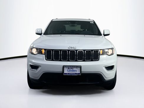 Used 2022 Jeep Grand Cherokee Laredo E image 2