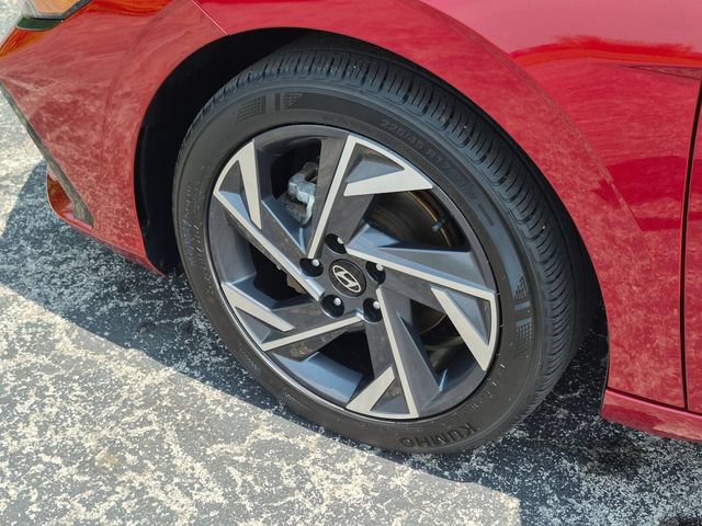 Used 2024 Hyundai Elantra SEL w/ Convenience Package FWD image 25