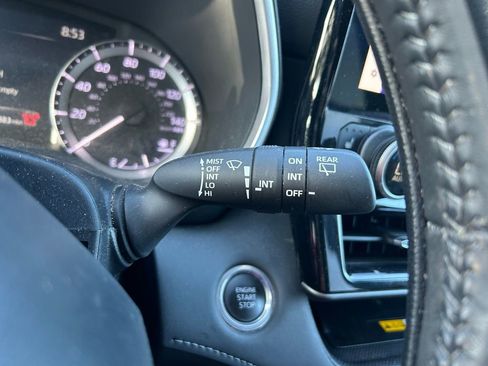 Used 2024 Toyota Highlander XLE image 20