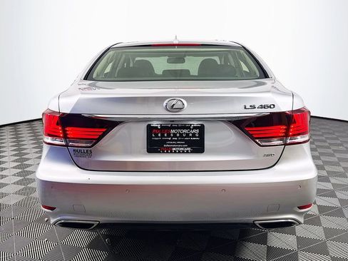 Used 2014 Lexus LS 460 AWD w/ Comfort Package image 6