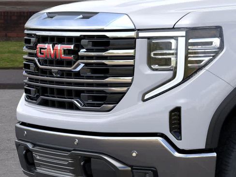 New 2025 GMC Sierra 1500 SLT w/ SLT Premium Plus Package image 13