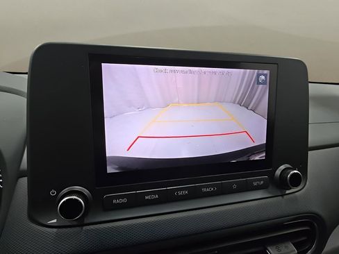 Certified 2022 Hyundai Kona SE w/ Cargo Package image 25