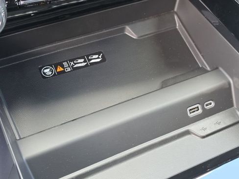 New 2026 Chevrolet Suburban LT w/ Comfort Package image 27