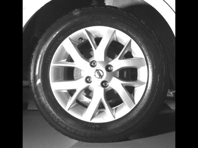 Used 2018 Nissan Versa SV w/ SV Special Edition Package FWD image 9