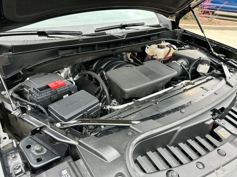 Certified 2025 GMC Yukon Denali AWD/4WD image 28