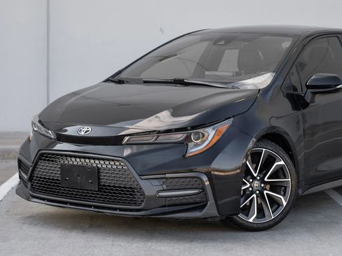 Used 2021 Toyota Corolla SE image 7