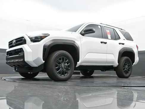 New 2026 Toyota 4Runner SR5 image 25