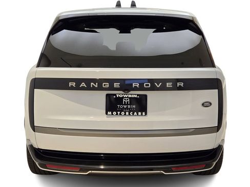 Used 2023 Land Rover Range Rover SE image 10