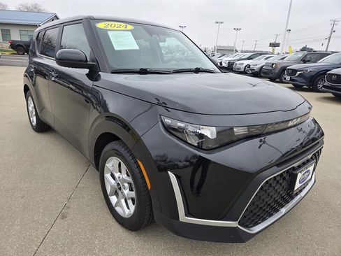 Used 2024 Kia Soul LX w/ Option Group 015 image 1