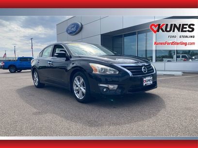 Used 2013 Nissan Altima 2.5 SL w/ 2.5 Moonroof Pkg