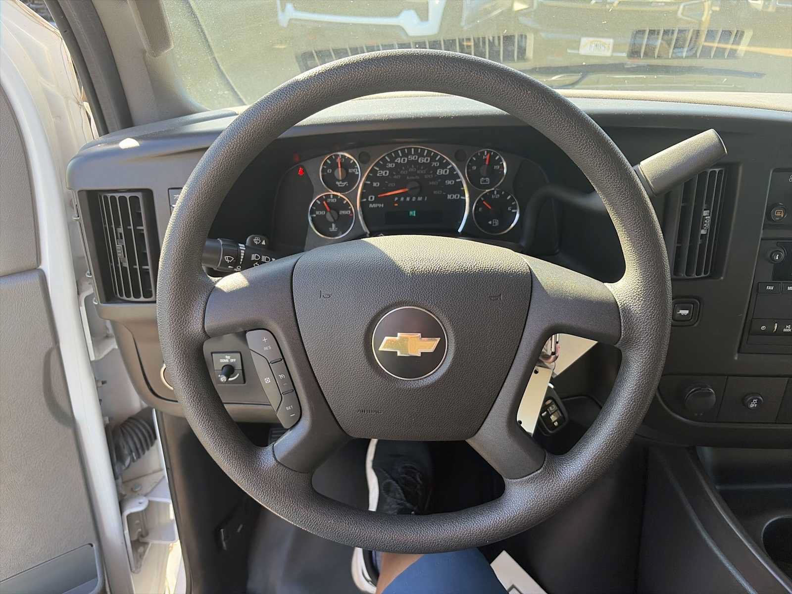 Used 2023 Chevrolet Express 2500 w/ Driver Convenience Package RWD image 11