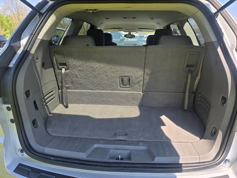 Used 2015 Chevrolet Traverse LS FWD image 11