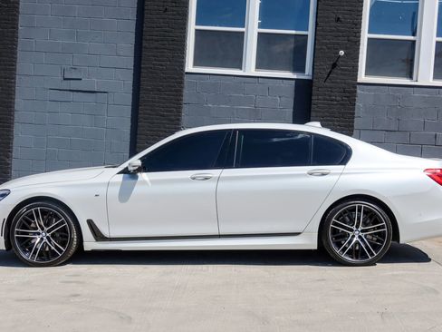 Used 2016 BMW 750i xDrive AWD/4WD image 5
