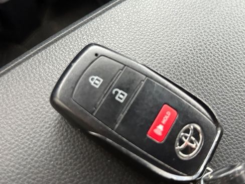 Used 2024 Toyota Tacoma TRD Off-Road image 59