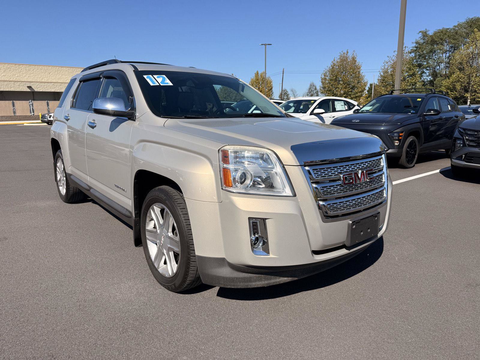 Used 2012 GMC Terrain SLE w/ Convenience Package AWD/4WD image 2