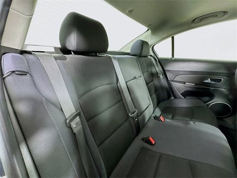 Used 2014 Chevrolet Cruze LT w/ All-Star Edition image 25