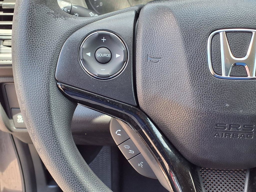 Used 2022 Honda HR-V LX image 29