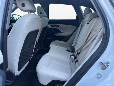 New 2025 Audi Q5 Premium image 13