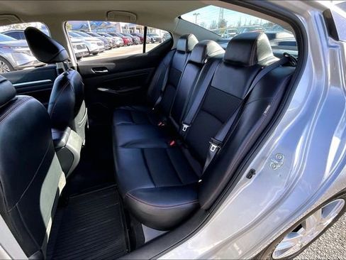 Used 2024 Nissan Altima 2.5 SR image 17