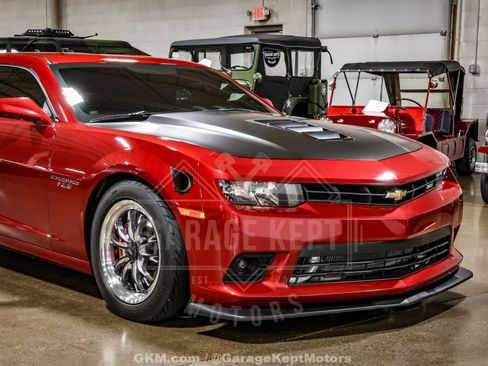 Used 2015 Chevrolet Camaro SS w/ SS Performance Package RWD image 14