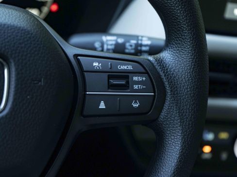 Used 2026 Honda HR-V LX image 21