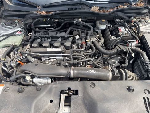 Used 2018 Honda Civic Sport image 21