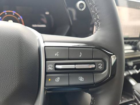 New 2026 Chevrolet Colorado ZR2 AWD/4WD image 16
