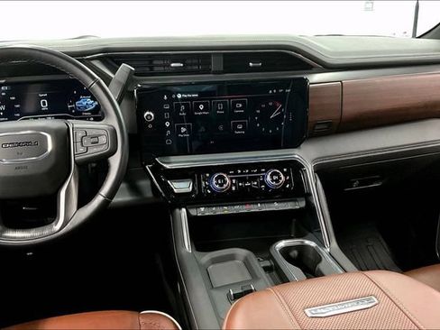 Used 2025 GMC Sierra 2500 Denali Ultimate AWD/4WD image 7