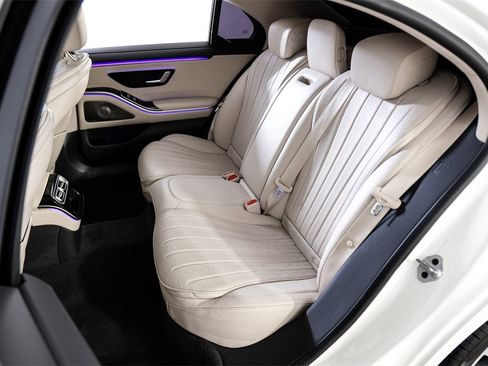 Used 2023 Mercedes-Benz S 500 S 500 image 40