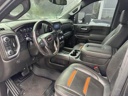 Used 2022 GMC Sierra 2500 AT4 w/ AT4 Preferred Package AWD/4WD image 6