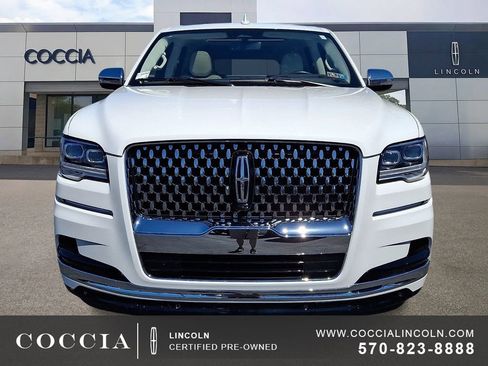 Certified 2024 Lincoln Navigator L Black Label AWD/4WD image 2