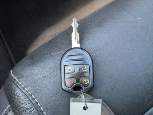 Used 2012 Ford Mustang Premium RWD image 23
