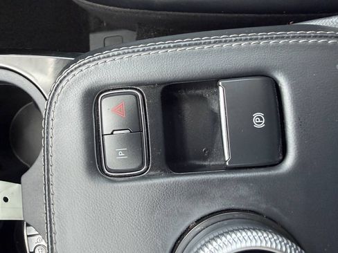 Used 2024 Ford Mustang Mach-E Select AWD/4WD image 25