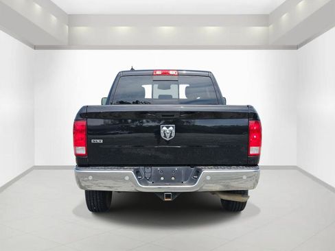 Used 2020 RAM 1500 Classic SLT w/ Luxury Group RWD image 5