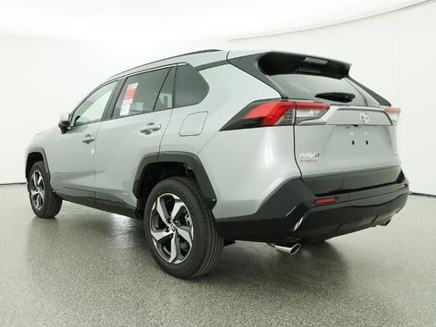 New 2025 Toyota RAV4 SE image 21