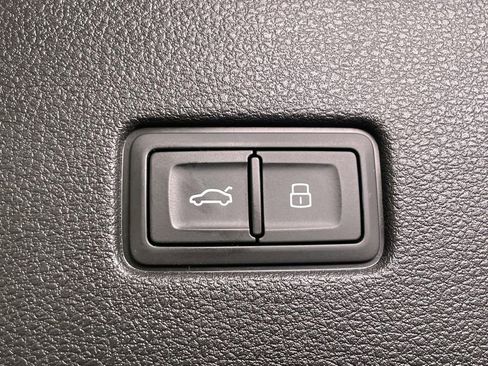 Used 2021 Audi SQ8 Premium Plus AWD/4WD image 21