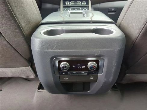 Used 2023 GMC Yukon Denali image 18