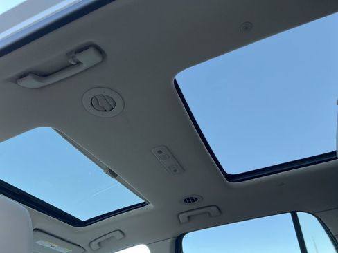 Used 2019 GMC Acadia Denali w/ Technology Package image 38