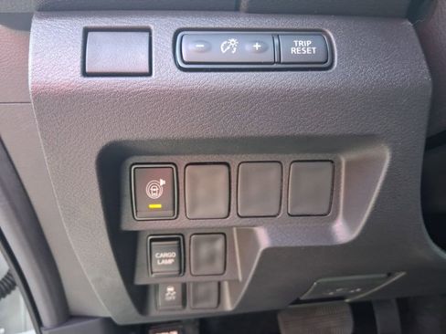 New 2026 Nissan Frontier SV RWD image 22