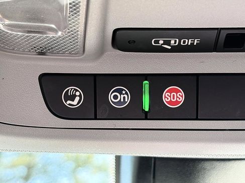 Used 2021 Chevrolet Blazer L image 24